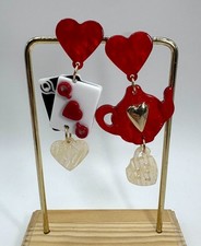 Orecchini in resina rossa -