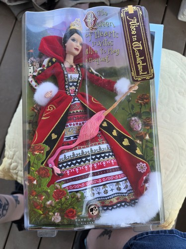 Barbie regina cuori - cuori, bambola